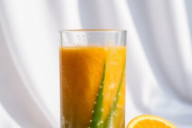 aloe and orange shake