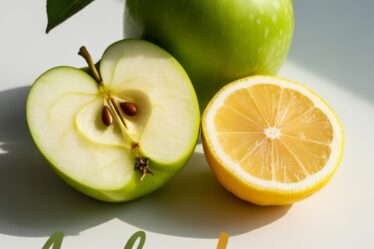 apple lemon detox drink