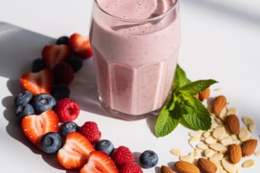 berry almond shake recipe