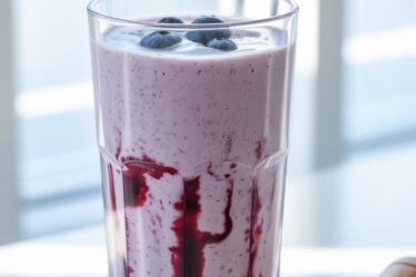 blueberry oats gym shake