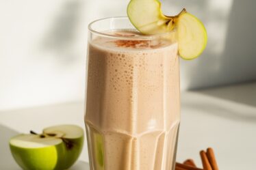 healthy apple cinnamon shake