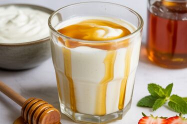 honey and greek yogurt blend