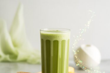 matcha banana brain shake