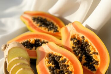 papaya ginger morning detox