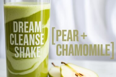 pear chamomile shake