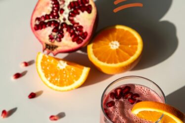 pomegranate orange cold shake