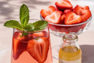 strawberry apple cider vinegar