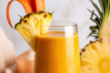 tropical glow skin shake