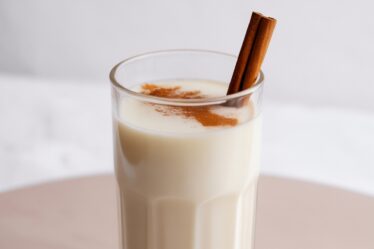 warm milk cinnamon shake